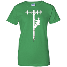 Gift-For-Lineman---Lineman-with-American-Flag-Shirt