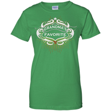 Grandma's-Favorite-T-shirt-Grandchildren-Grandkid-Tee-Gift