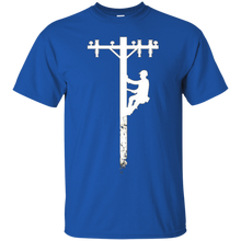 Gift-For-Lineman---Lineman-with-American-Flag-Shirt
