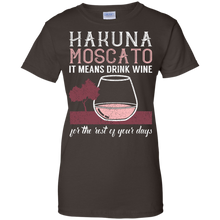 Hakuna-Moscato-It-Means-Drink-Wine-T-Shirt