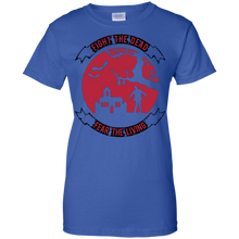 Fight-the-Dead---Fear-the-Living-T-Shirt-Halloween-T-Shirt