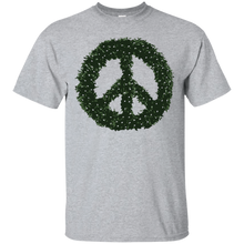 Christmas-Peace-Wreath-T-Shirt