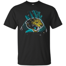 Design-Jaguar-t-shirt-football-gloves-fan