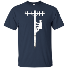 Gift-For-Lineman---Lineman-with-American-Flag-Shirt