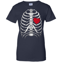 Halloween-Skeleton-Ribcage-With-Heart-Costume-T-Shirt