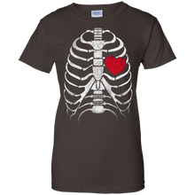 Halloween-Skeleton-Ribcage-With-Heart-Costume-T-Shirt