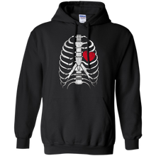 Halloween-Skeleton-Ribcage-With-Heart-Costume-T-Shirt