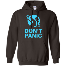 Hitchhikers-Guide-to-the-Galaxy---Don't-Panic-T-Shirt
