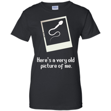 Here-Is-A-Very-Old-Picture-of-Me-Funny-Joking-T-Shirt