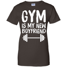 Gym-is-my-new-boyfriend---Funny-Gym-Saying-T-shirt